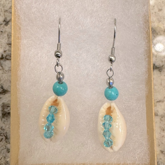 Cowry Shell Earrings with Simulated Turquoise & Bicone Crystals - Picture 1 of 4